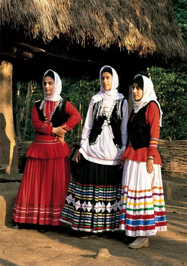لباس سنتی زنانه مازندران